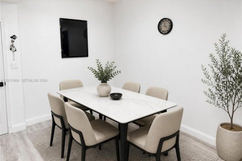 Copropriété à vendre à Aventura, Floride: 2 chambres, 100.43 m2 № 2186318 - photo 4