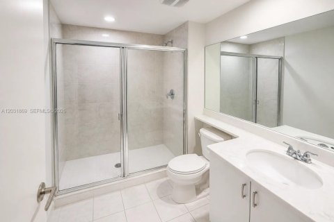Copropriété à vendre à Aventura, Floride: 2 chambres, 100.43 m2 № 2186318 - photo 10