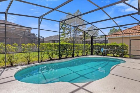 House in Davenport, Florida 4 bedrooms, 201.78 sq.m. № 2108697 - photo 3