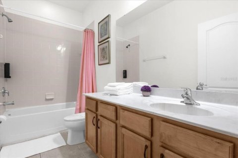 House in Davenport, Florida 4 bedrooms, 201.78 sq.m. № 2108697 - photo 23