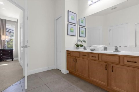 House in Davenport, Florida 4 bedrooms, 201.78 sq.m. № 2108697 - photo 15