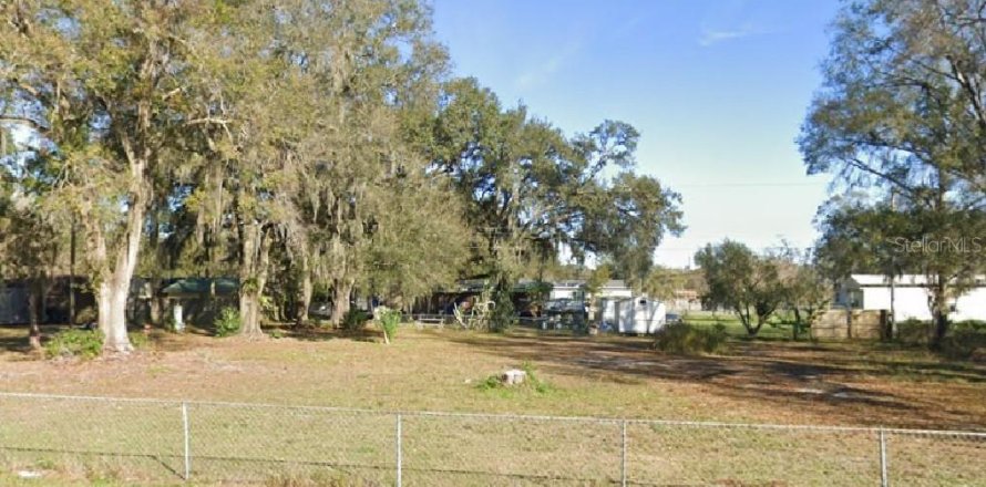 Land in Lakeland, Florida № 1913683