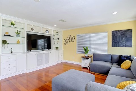 Villa ou maison à louer à Tampa, Floride: 3 chambres, 159.79 m2 № 2387522 - photo 18