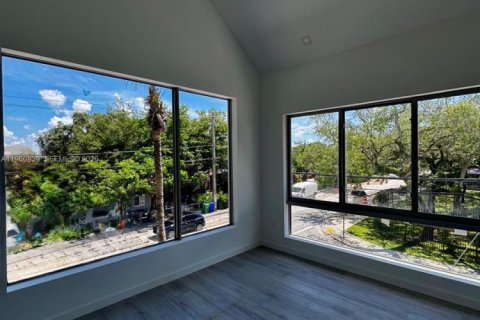 Снять в аренду таунхаус в Майами, Флорида 4 спальни, 201.6м2, № 2023626 - фото 8