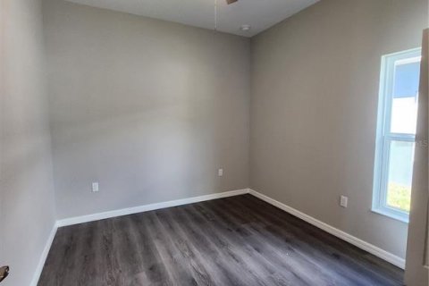 Villa ou maison à vendre à Tampa, Floride: 3 chambres, 116.22 m2 № 2104521 - photo 8