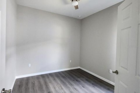 Villa ou maison à vendre à Tampa, Floride: 3 chambres, 116.22 m2 № 2104521 - photo 9