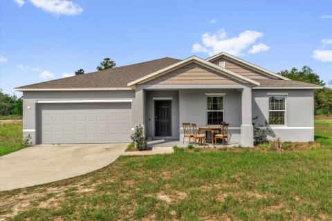House in Poinciana, Florida 4 bedrooms, 173.45 sq.m. № 2096536
