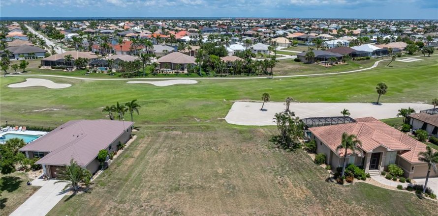 Land in Punta Gorda, Florida № 1765576