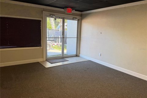 Propiedad comercial en venta en Longwood, Florida, 422.61 m2 № 2102092 - foto 16