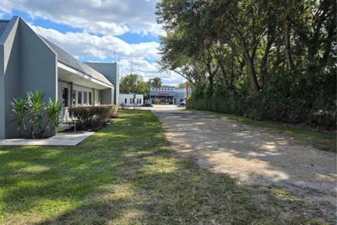Propiedad comercial en venta en Longwood, Florida, 422.61 m2 № 2102092 - foto 21