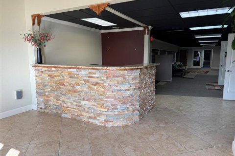 Propiedad comercial en venta en Longwood, Florida, 422.61 m2 № 2102092 - foto 3