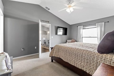 House in Spring Hill, Florida 4 bedrooms, 156.82 sq.m. № 1884247 - photo 9
