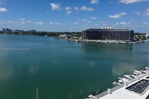 Купить кондоминиум в Майами-Бич, Флорида 2 спальни, 123.19м2, № 1977224 - фото 2