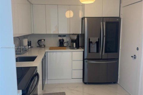 Купить кондоминиум в Майами-Бич, Флорида 2 спальни, 123.19м2, № 1977224 - фото 13