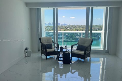 Купить кондоминиум в Майами-Бич, Флорида 2 спальни, 123.19м2, № 1977224 - фото 7