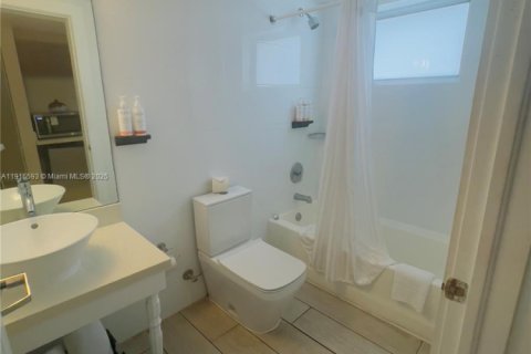 Villa ou maison à louer à Miami Beach, Floride № 1973562 - photo 6