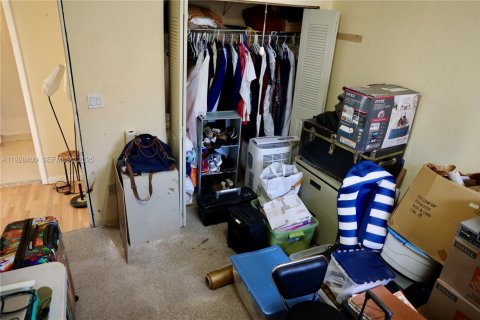 Touwnhouse à vendre à Miami, Floride: 3 chambres, 152.17 m2 № 1990273 - photo 24