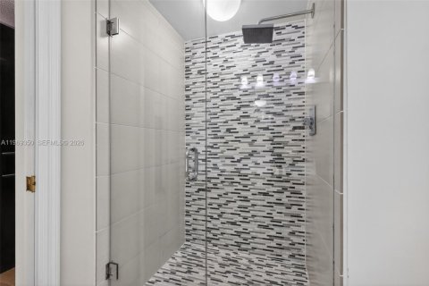 Condominio en venta en Aventura, Florida, 2 dormitorios, 110.27 m2 № 2030551 - foto 10