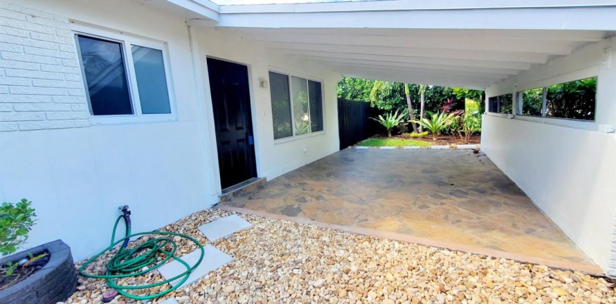 Villa ou maison à Boca Raton, Floride 3 chambres, 105.07 m2 № 1225841