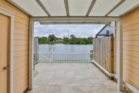 Copropriété à louer à Tampa, Floride: 2 chambres, 108.7 m2 № 2157848 - photo 11