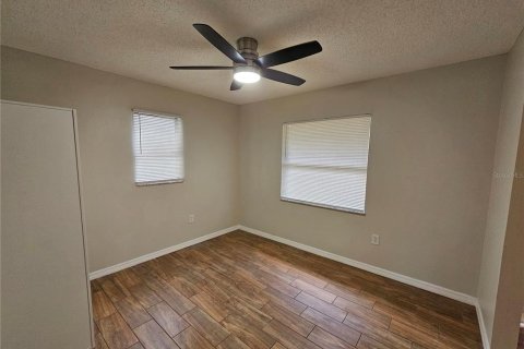 Casa en venta en Kissimmee, Florida, 2 dormitorios, 71.35 m2 № 1886973 - foto 8