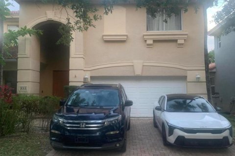 House in West Palm Beach, Florida 4 bedrooms, 287.81 sq.m. № 2242970