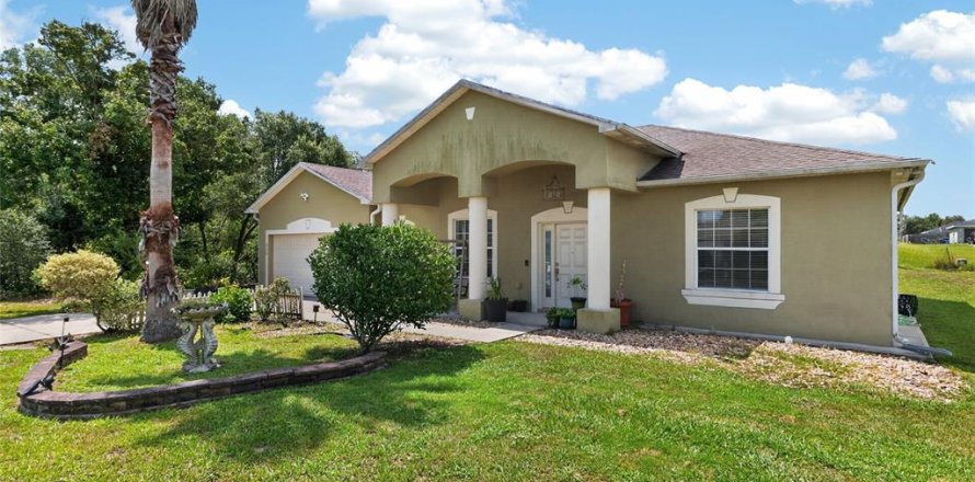 Villa ou maison à Ocala, Floride 3 chambres, 189.52 m2 № 2209432