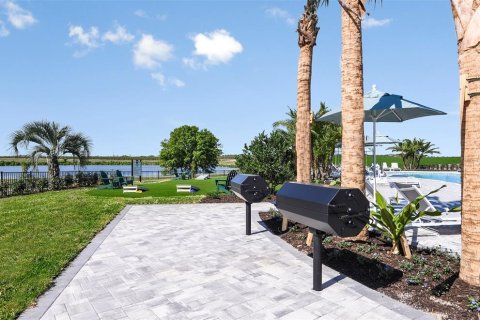 House in Lake Alfred, Florida 4 bedrooms, 204.66 sq.m. № 1657267 - photo 22