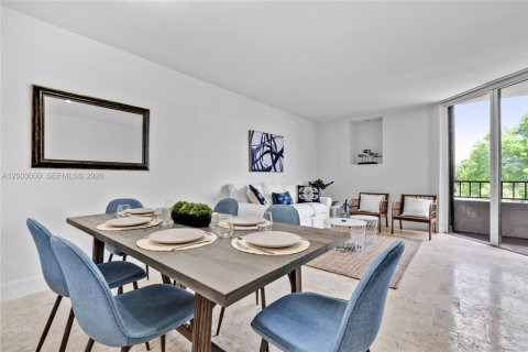 Condominio en venta en Key Biscayne, Florida, 3 dormitorios, 159.79 m2 № 2066689 - foto 10