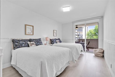 Condominio en venta en Key Biscayne, Florida, 3 dormitorios, 159.79 m2 № 2066689 - foto 29