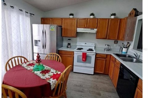 House in Kissimmee, Florida 3 bedrooms, 109.53 sq.m. № 1583454 - photo 8