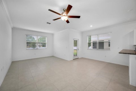 Townhouse in Wesley Chapel, Florida 3 bedrooms, 166.02 sq.m. № 1825204 - photo 6