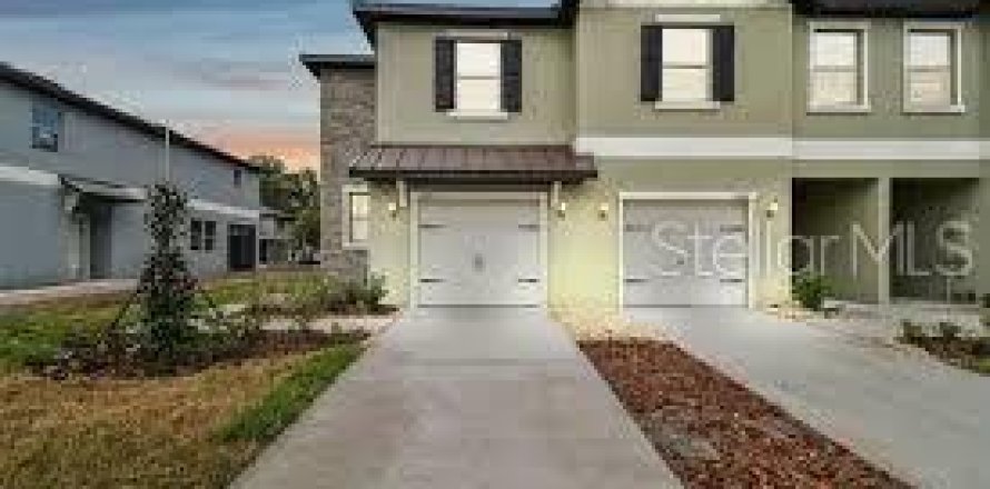 Adosado en Wesley Chapel, Florida 3 dormitorios, 166.02 m2 № 1825204
