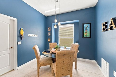 House in Lutz, Florida 4 bedrooms, 218.23 sq.m. № 2349413 - photo 8