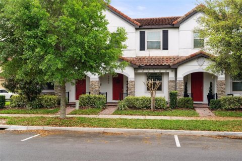 Adosado en Orlando, Florida 2 dormitorios, 160.07 m2 № 2219589