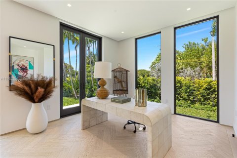 Villa ou maison à vendre à Miami Beach, Floride: 6 chambres, 478.54 m2 № 2026673 - photo 16