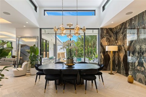 Villa ou maison à vendre à Miami Beach, Floride: 6 chambres, 478.54 m2 № 2026673 - photo 5