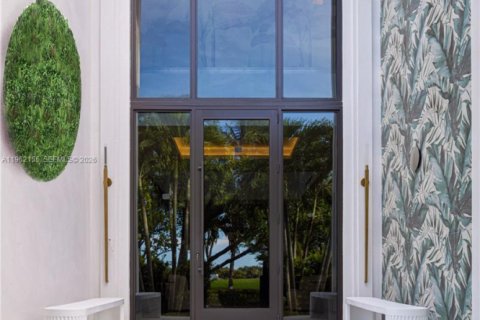 Villa ou maison à vendre à Miami Beach, Floride: 6 chambres, 478.54 m2 № 2026673 - photo 13