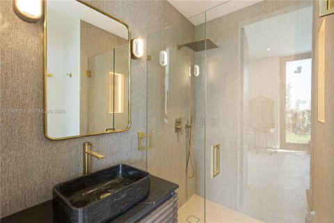 Villa ou maison à vendre à Miami Beach, Floride: 6 chambres, 478.54 m2 № 2026673 - photo 18