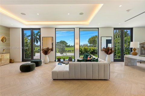 Villa ou maison à vendre à Miami Beach, Floride: 6 chambres, 478.54 m2 № 2026673 - photo 2