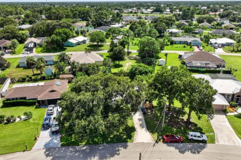 Villa ou maison à vendre à Port St. Lucie, Floride: 2 chambres, 89.19 m2 № 2401791 - photo 30