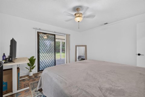 Villa ou maison à vendre à Port St. Lucie, Floride: 2 chambres, 89.19 m2 № 2401791 - photo 15