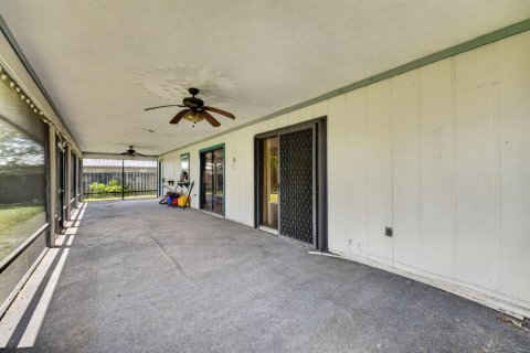 Villa ou maison à vendre à Port St. Lucie, Floride: 2 chambres, 89.19 m2 № 2401791 - photo 22