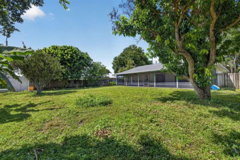 Villa ou maison à vendre à Port St. Lucie, Floride: 2 chambres, 89.19 m2 № 2401791 - photo 21