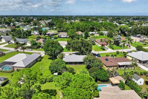 Villa ou maison à vendre à Port St. Lucie, Floride: 2 chambres, 89.19 m2 № 2401791 - photo 28