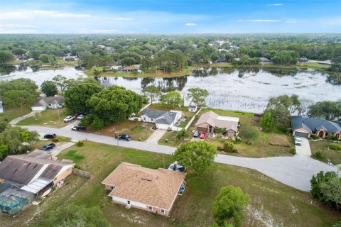 House in Deltona, Florida 3 bedrooms, 122.82 sq.m. № 1759791 - photo 27