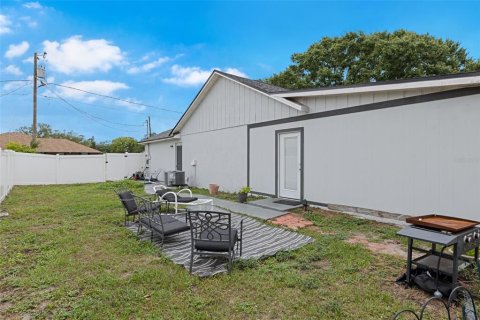 House in Deltona, Florida 3 bedrooms, 122.82 sq.m. № 1759791 - photo 21