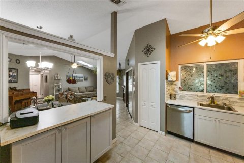 House in Deltona, Florida 3 bedrooms, 122.82 sq.m. № 1759791 - photo 9