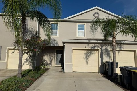 Adosado en alquiler en Davenport, Florida, 3 dormitorios, 140 m2 № 1882829 - foto 1