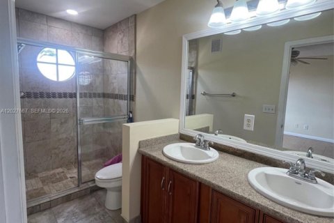 Adosado en alquiler en Pembroke Pines, Florida, 3 dormitorios, 132.66 m2 № 2085344 - foto 11